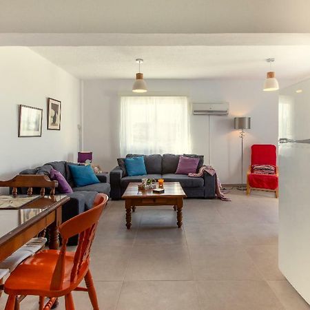 Jimmy'S Flat Lejlighed Paralimni Eksteriør billede